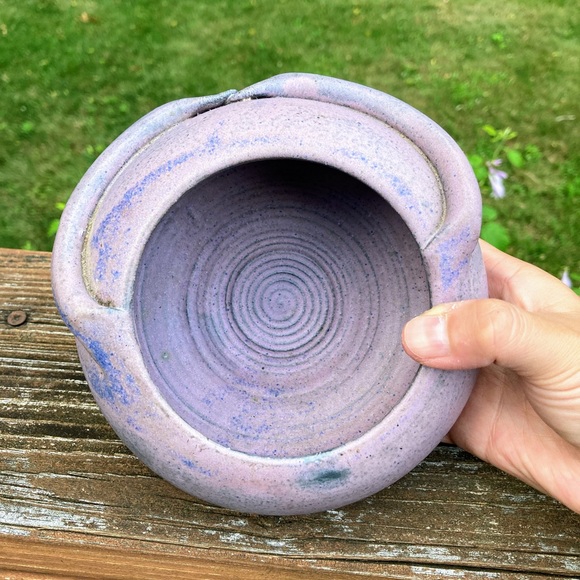 Vintage Depot Creek Pottery Quirky Handmade Artisan Pottery Hands Holding Bowl - Picture 7 of 12